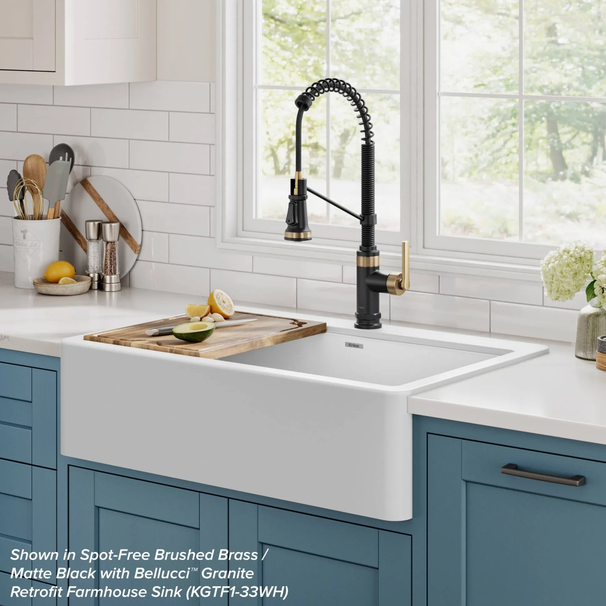 Commercial Style 2-Function Single Handle Pull Down Kitchen Faucet in Matte Black