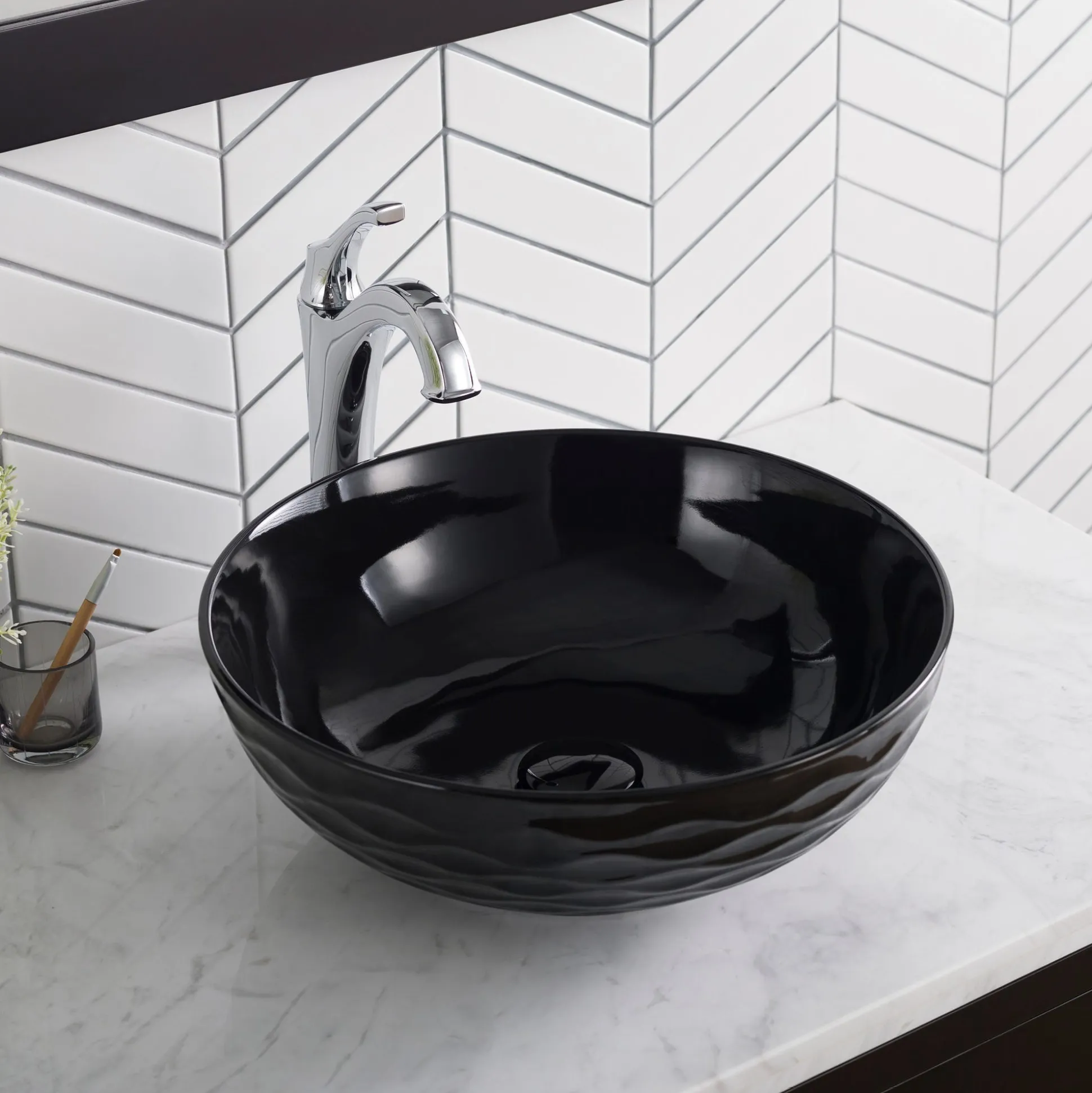 16 1/2" Round Vessel Ceramic Bathroom Sink in Black