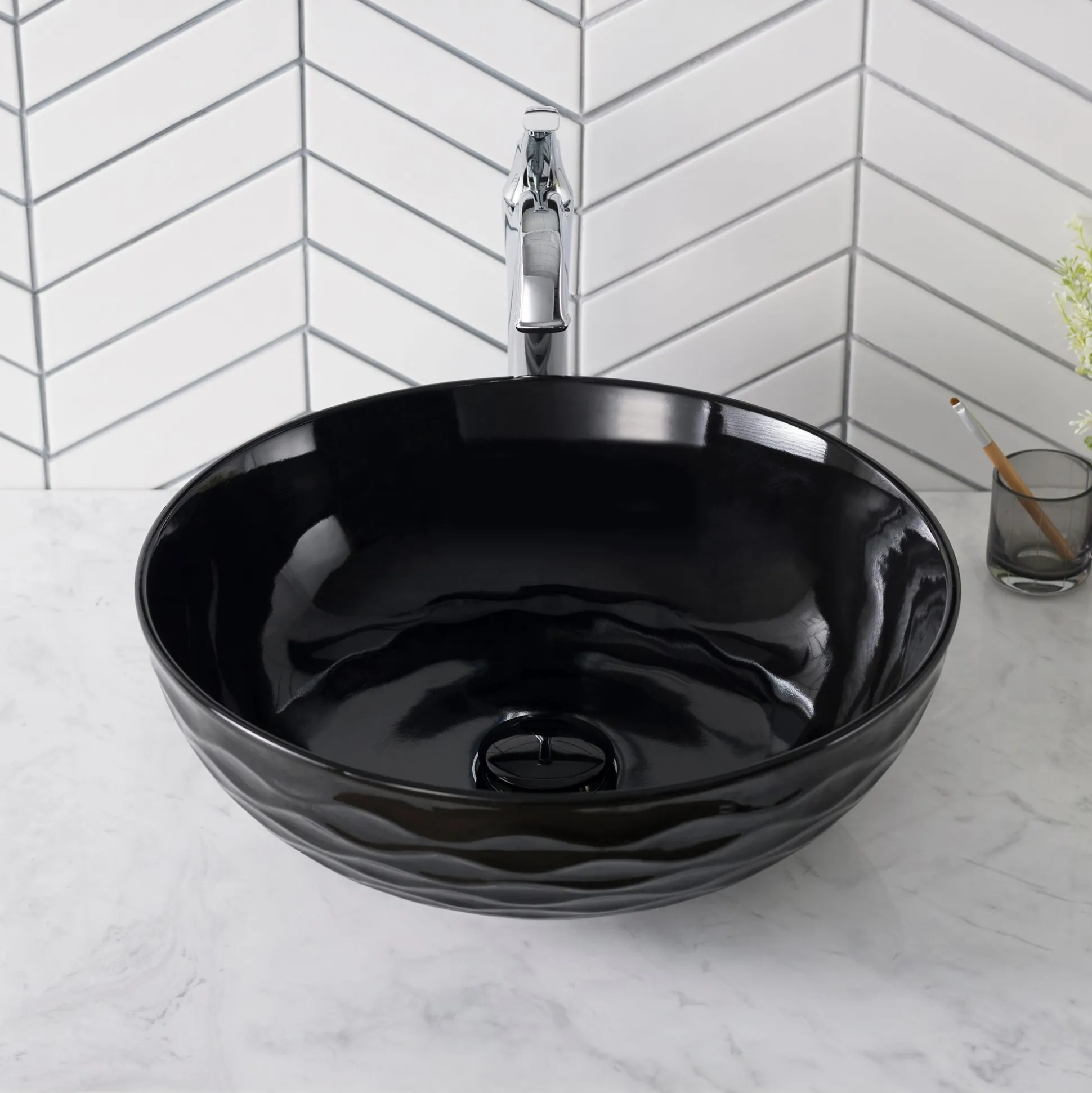 16 1/2" Round Vessel Ceramic Bathroom Sink in Black