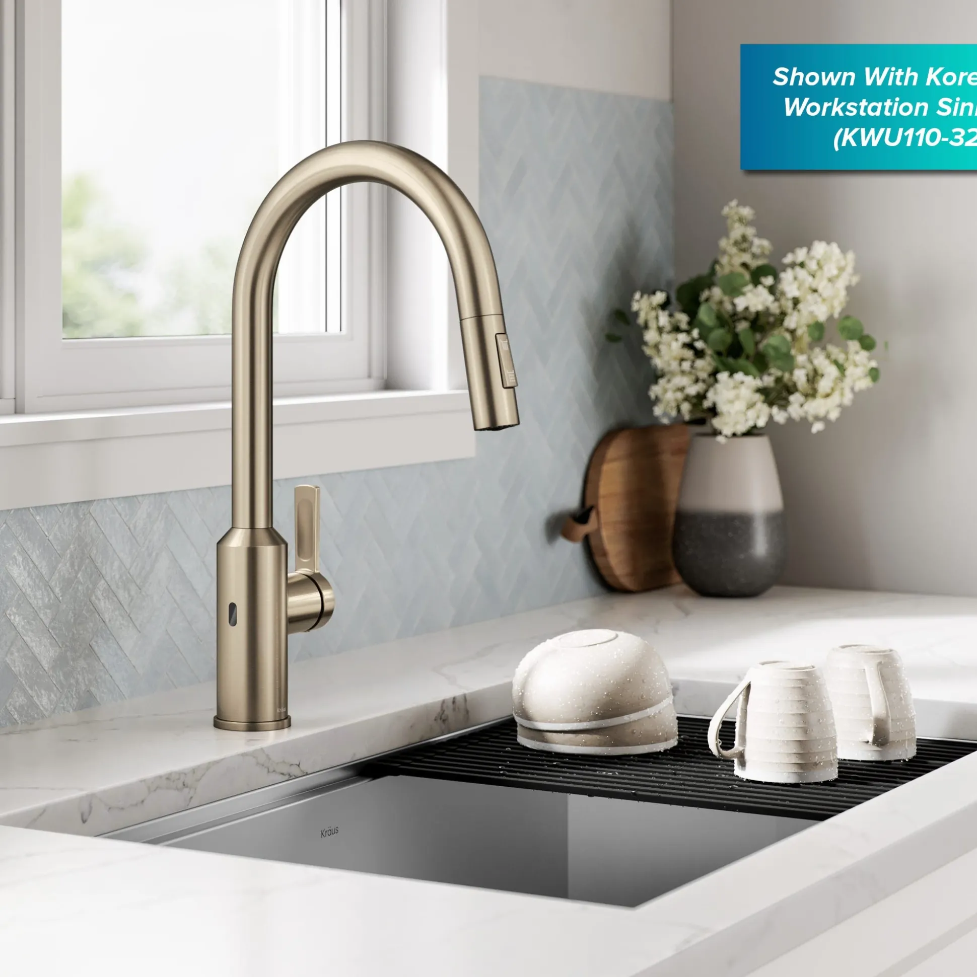 Touchless Sensor Pull-Down Single Handle Kitchen Faucet in Spot-Free Antique Champagne Bronze