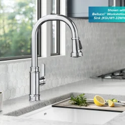 Transitional Industrial Pull-Down Single Handle Kitchen Faucet in Chrome